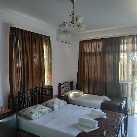 Guest House U Antoniny ガグラ エクステリア 写真