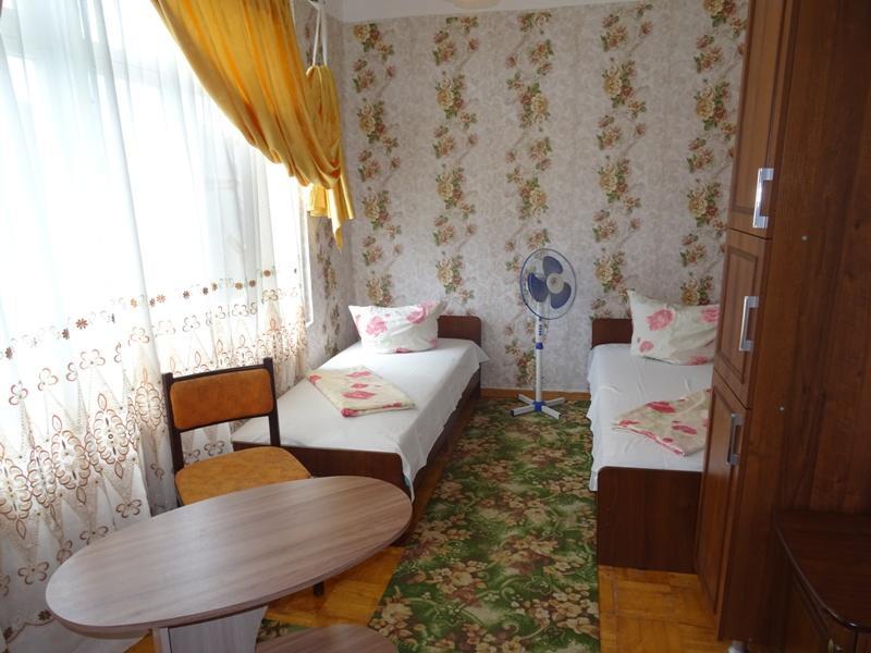Guest House U Antoniny ガグラ エクステリア 写真
