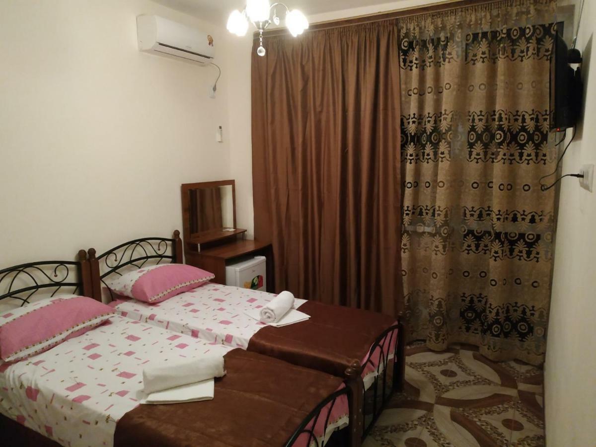Guest House U Antoniny ガグラ 部屋 写真
